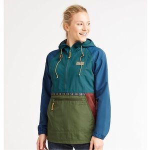 LL Bean Women's Mountain Classic Anorak, Multi-Color